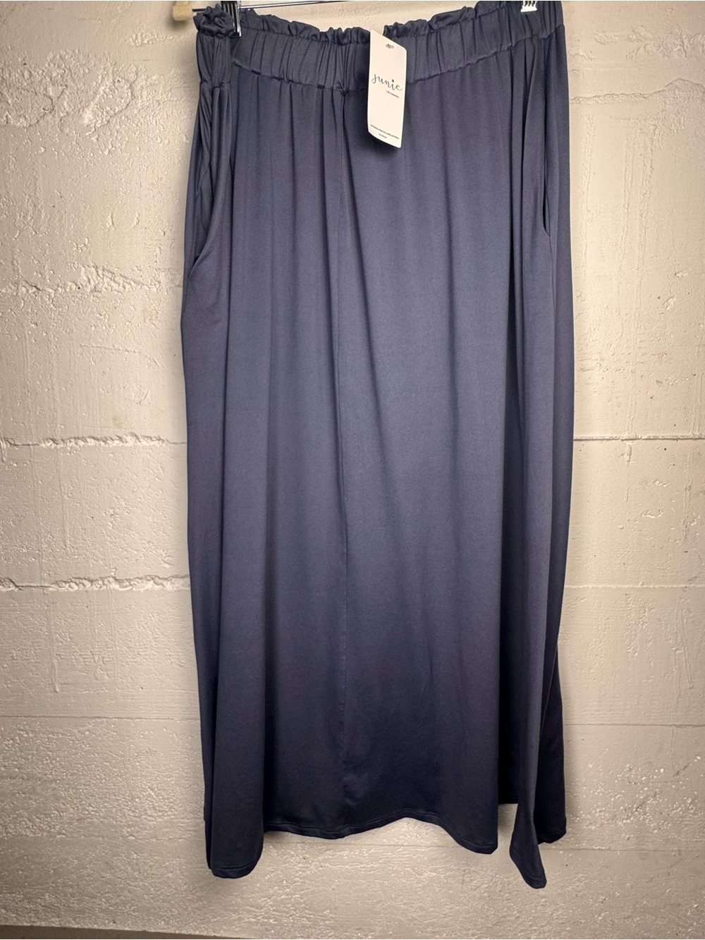 Junie Life Collection Midi Skirt Jersey poly spandex Pockets NWT Anthro 2X USA